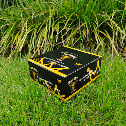 Hornet | Black Natural Gum King Size Rolling Paper